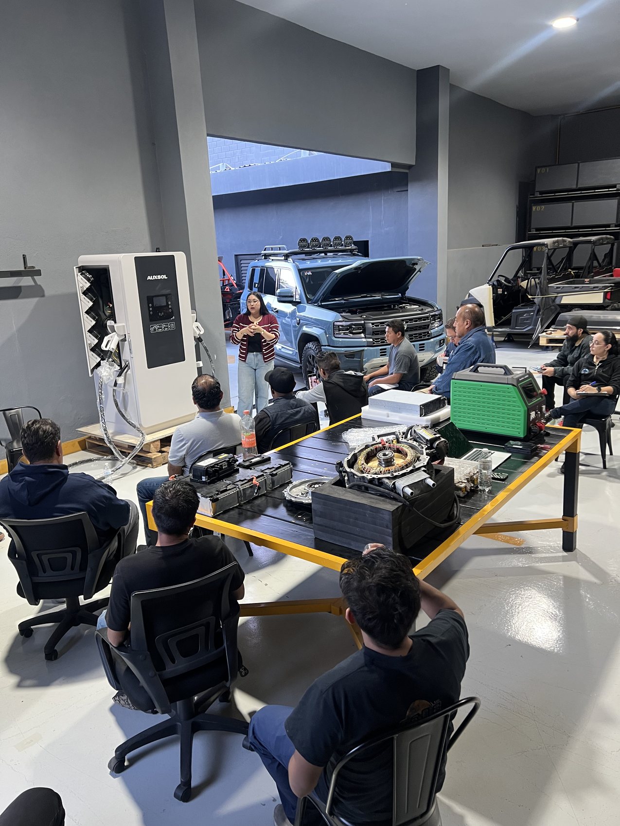 FARADAY Academy — Formación de talento EV
